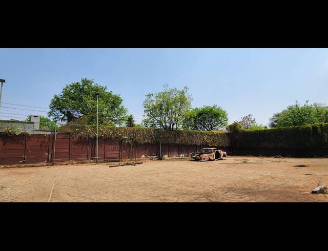 873M² VACANT LAND FOR SALE IN ALBERANTE